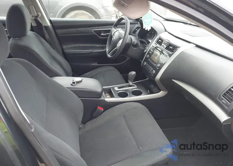 2015 Nissan Altima 2.5/2.5 S/2.5 Sl/2.5 Sv z USA, uszkodzony, nr VIN 1N4AL3AP1FN384249